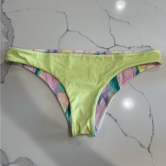 VS REVERSIBLE BOTTOMS SZ M - Picture 2 of 3